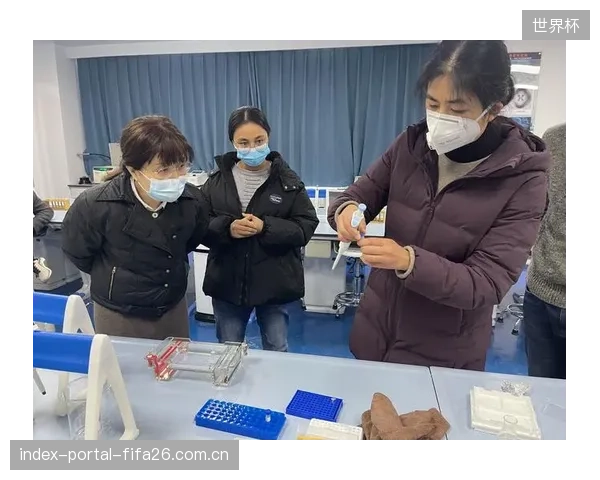 巴西队科研团队介入备战，旨在通过科学手段提升球员红细胞携氧能力以对抗高原反应。