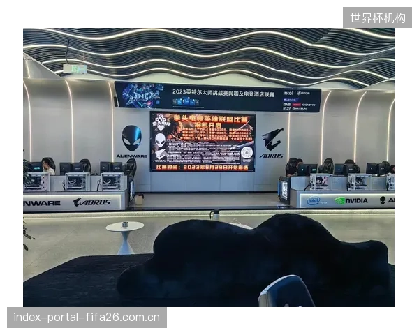 随着联盟化和标准化运营门槛的不断提高，中小电竞俱乐部的生存空间是否正在被彻底挤压？